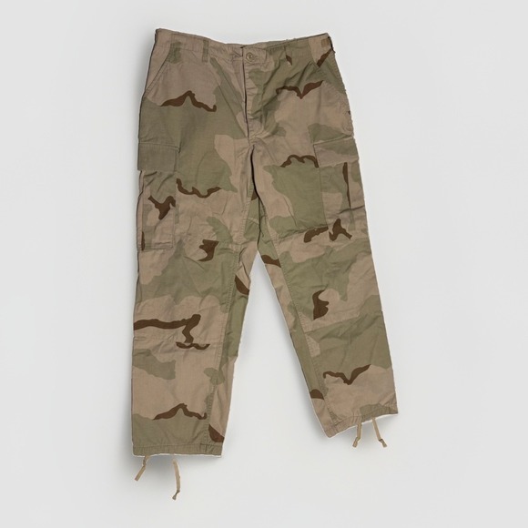 Camo Other - Vintage Military BDU Pants 3-Color Desert Camo Mens 34x29 DCU